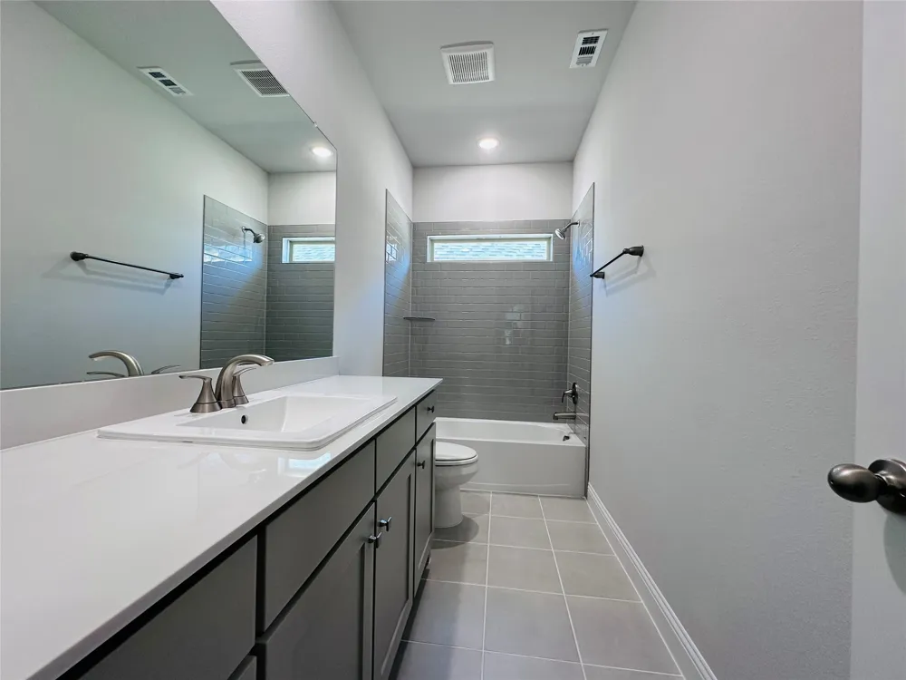 7017 Sunset Boulevard Rowlett, TX 75088