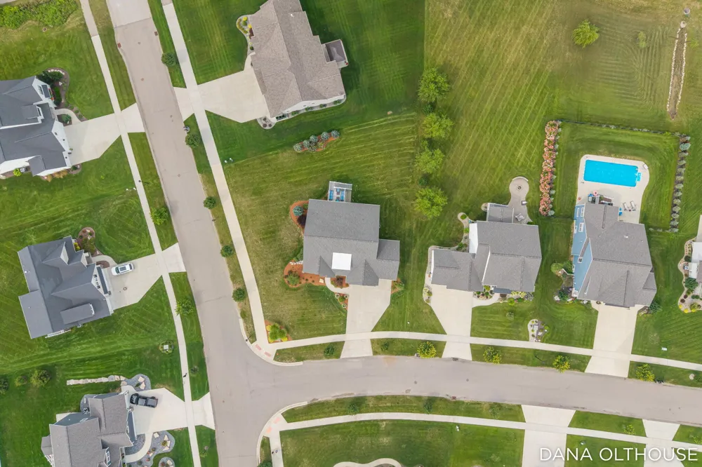 8233 Boardwalk Drive SW Byron Center, MI 49315