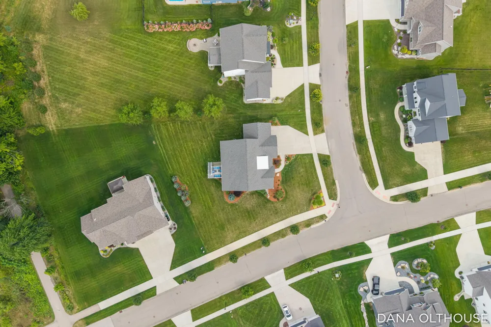8233 Boardwalk Drive SW Byron Center, MI 49315