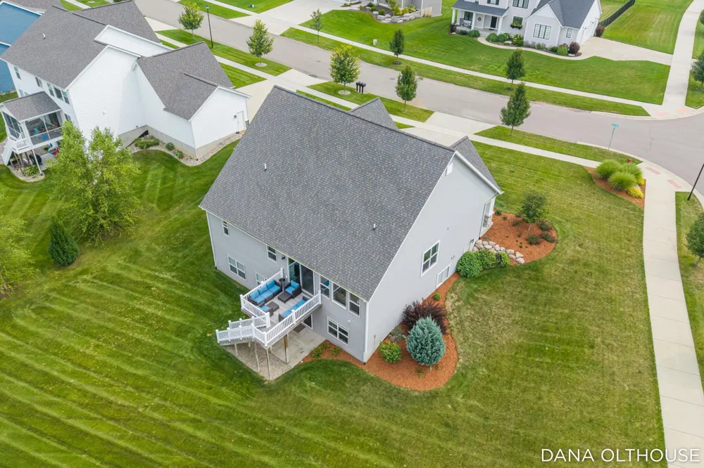 8233 Boardwalk Drive SW Byron Center, MI 49315