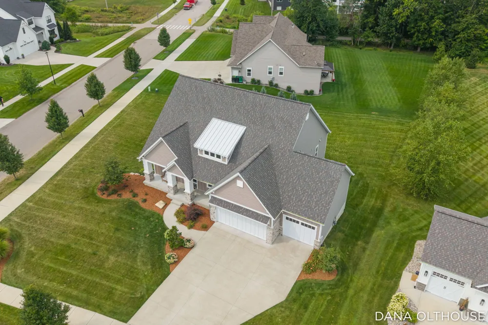 8233 Boardwalk Drive SW Byron Center, MI 49315