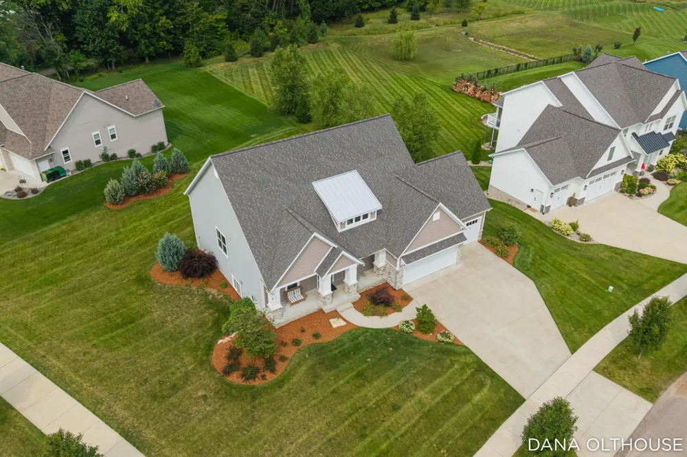 8233 Boardwalk Drive SW Byron Center, MI 49315