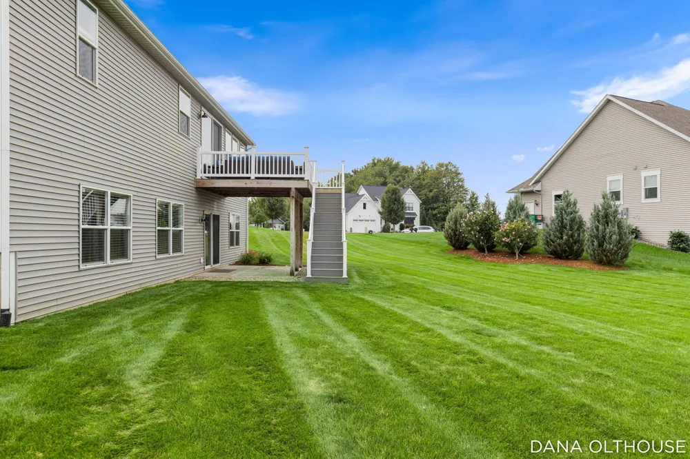 8233 Boardwalk Drive SW Byron Center, MI 49315