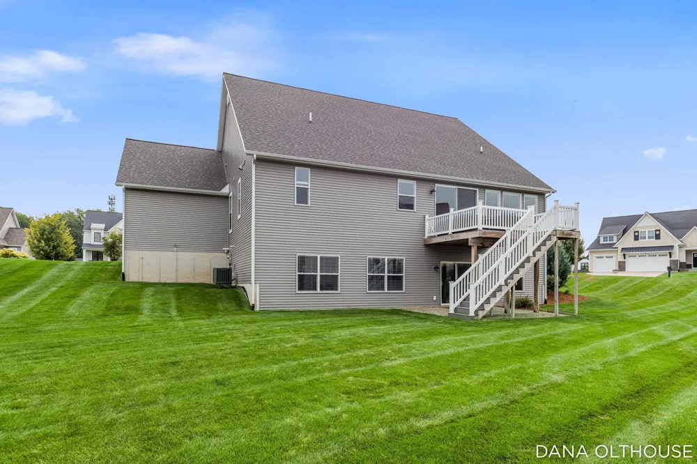 8233 Boardwalk Drive SW Byron Center, MI 49315