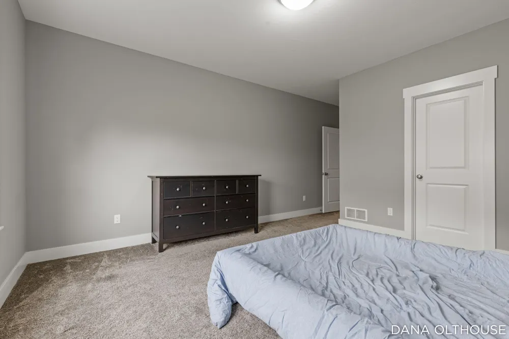 8233 Boardwalk Drive SW Byron Center, MI 49315