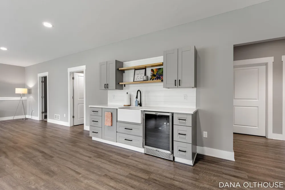 8233 Boardwalk Drive SW Byron Center, MI 49315