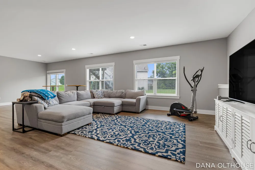 8233 Boardwalk Drive SW Byron Center, MI 49315