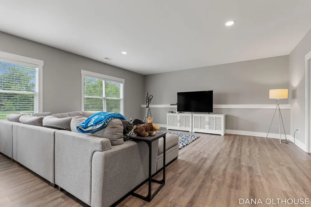 8233 Boardwalk Drive SW Byron Center, MI 49315