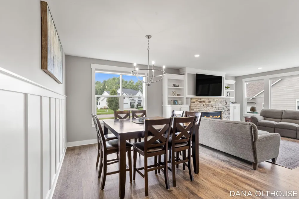 8233 Boardwalk Drive SW Byron Center, MI 49315