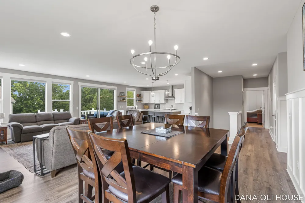 8233 Boardwalk Drive SW Byron Center, MI 49315