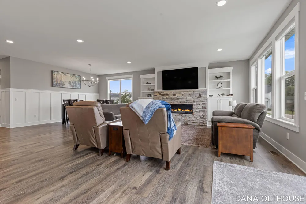 8233 Boardwalk Drive SW Byron Center, MI 49315