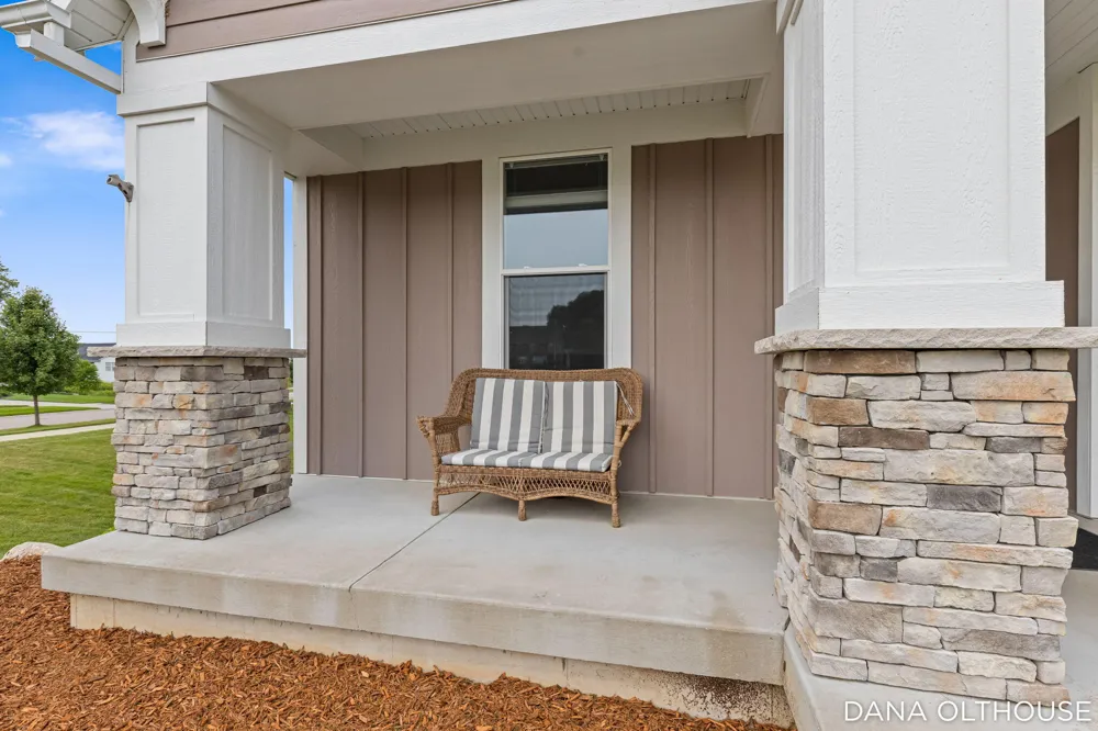 8233 Boardwalk Drive SW Byron Center, MI 49315