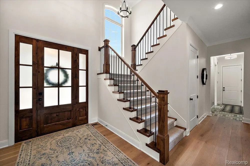 62477 Rosina Court Ray Township, MI 48096