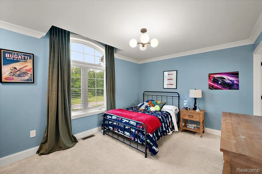 62477 Rosina Court Ray Township, MI 48096