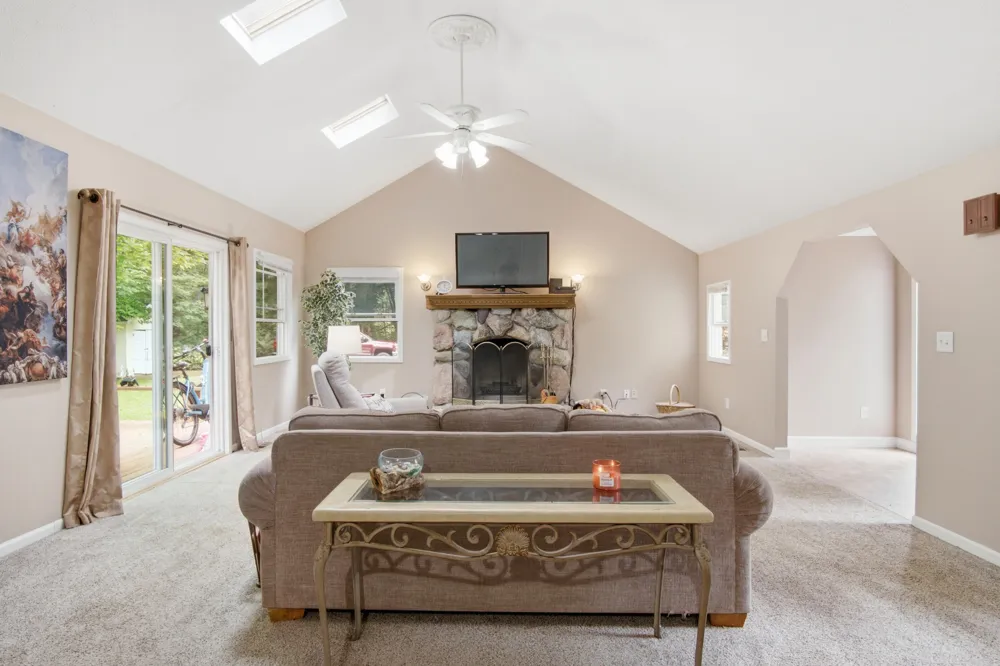 1508 E Hess Lake Drive Grant Township, MI 49327