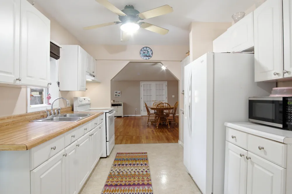 1508 E Hess Lake Drive Grant Township, MI 49327