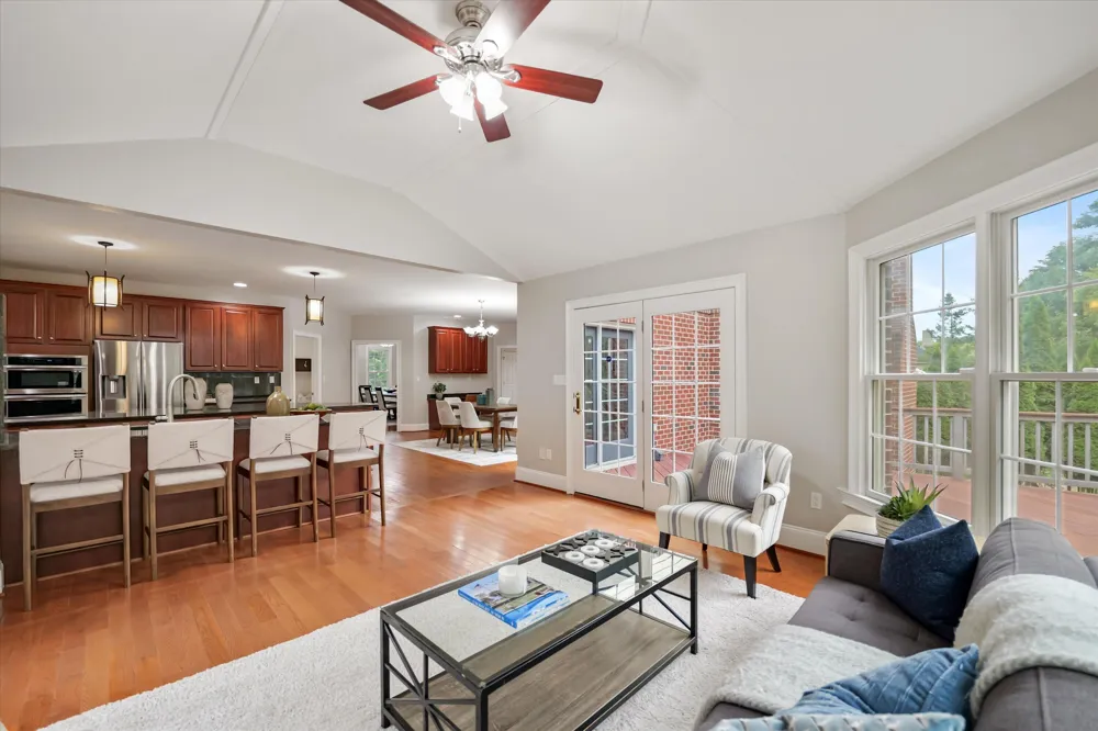 2086 Autumn Hill Drive Scio Township, MI 48103