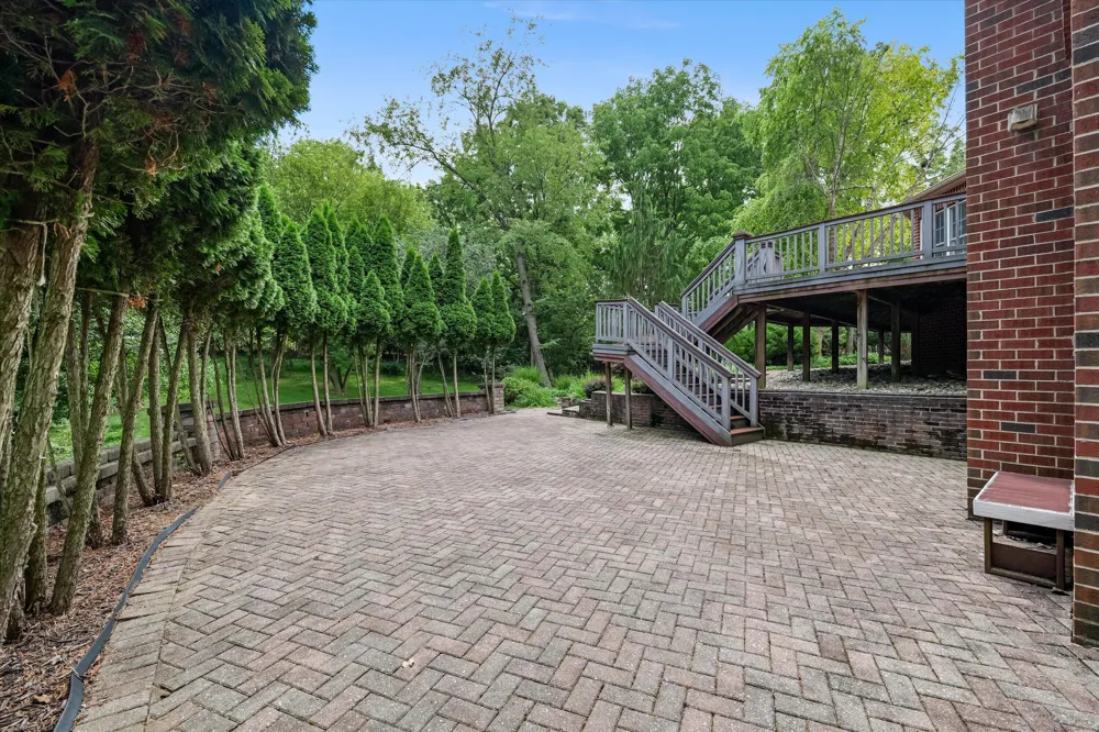 2086 Autumn Hill Drive Scio Township, MI 48103