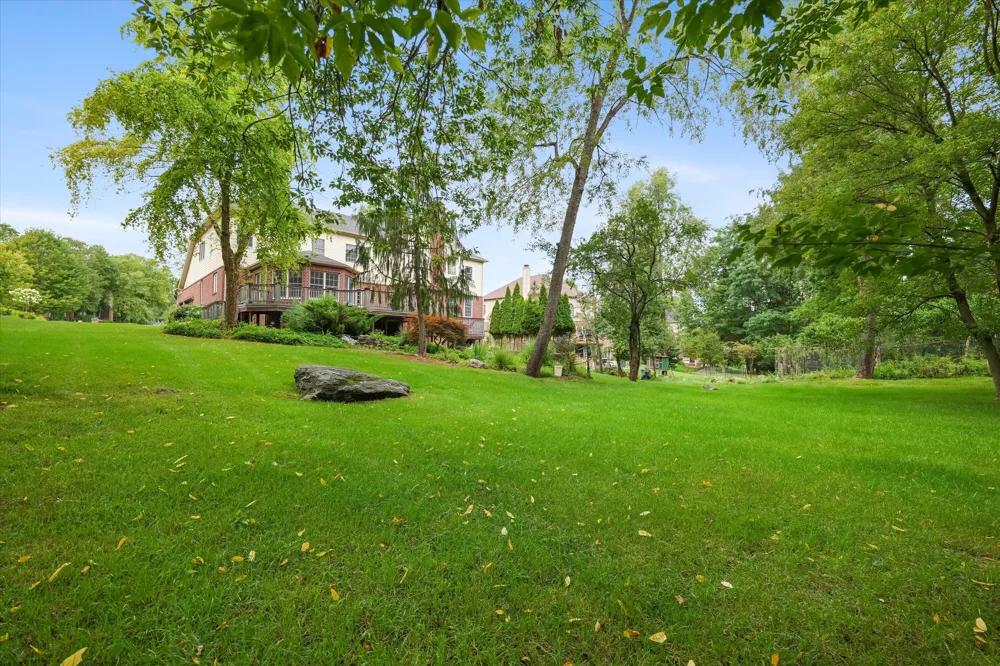 2086 Autumn Hill Drive Scio Township, MI 48103