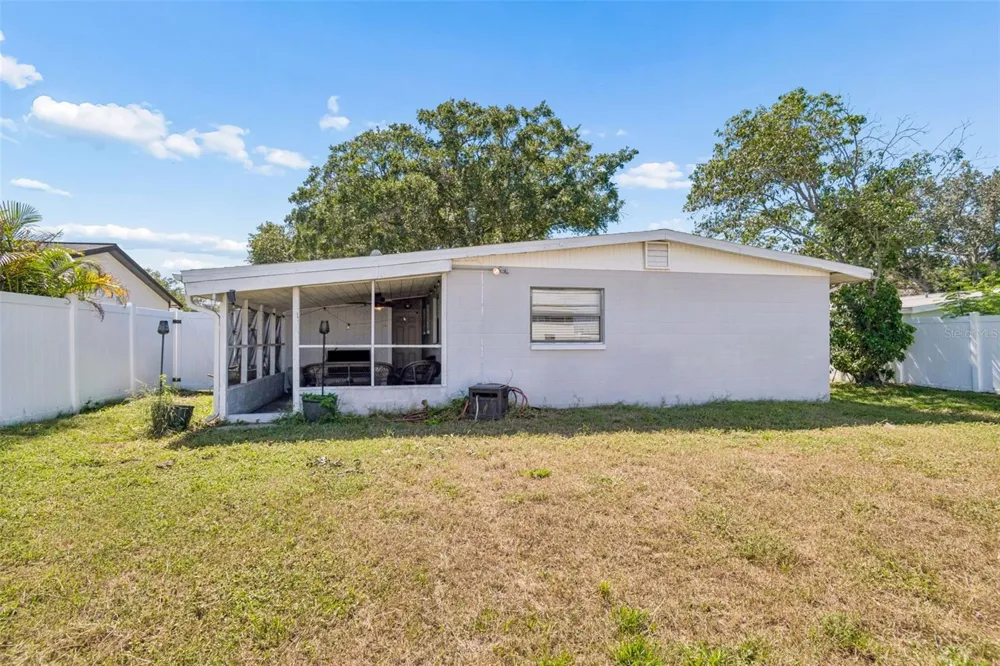 6330 S RENELLIE COURT Tampa, FL 33616