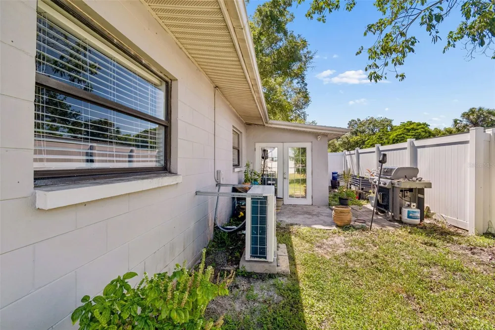 6330 S RENELLIE COURT Tampa, FL 33616