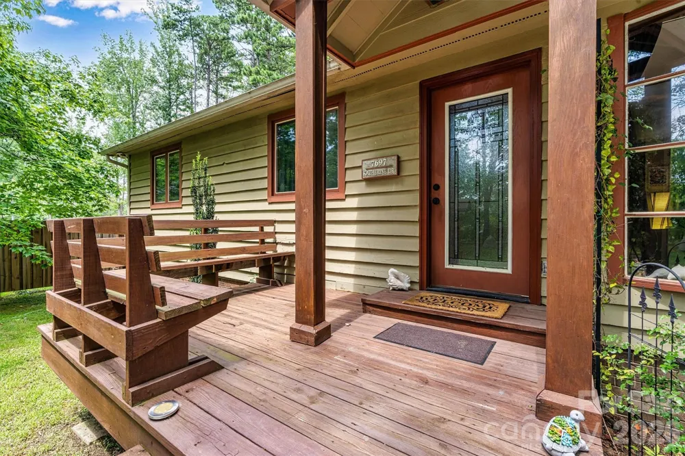 7697 Katherine Drive Denver, NC 28037