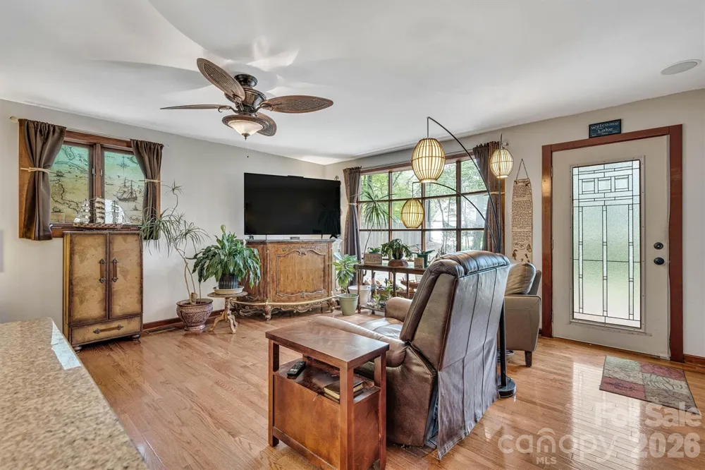 7697 Katherine Drive Denver, NC 28037