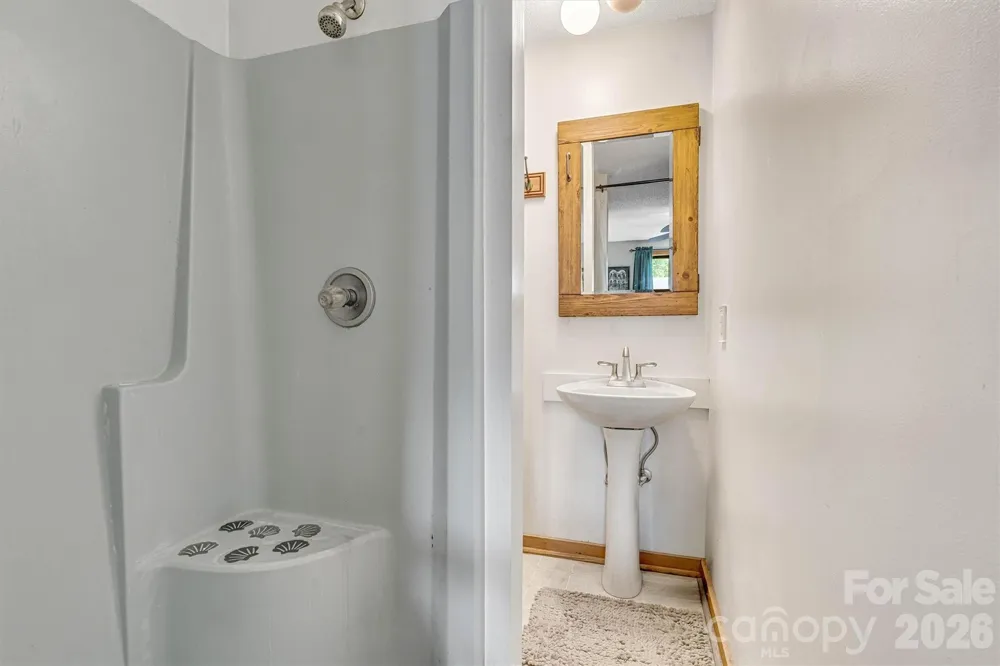 7697 Katherine Drive Denver, NC 28037