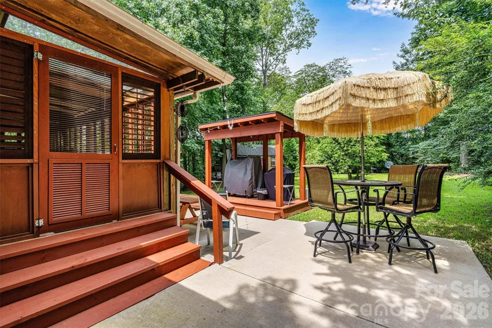 7697 Katherine Drive Denver, NC 28037