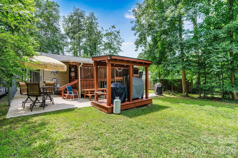 7697 Katherine Drive Denver, NC 28037