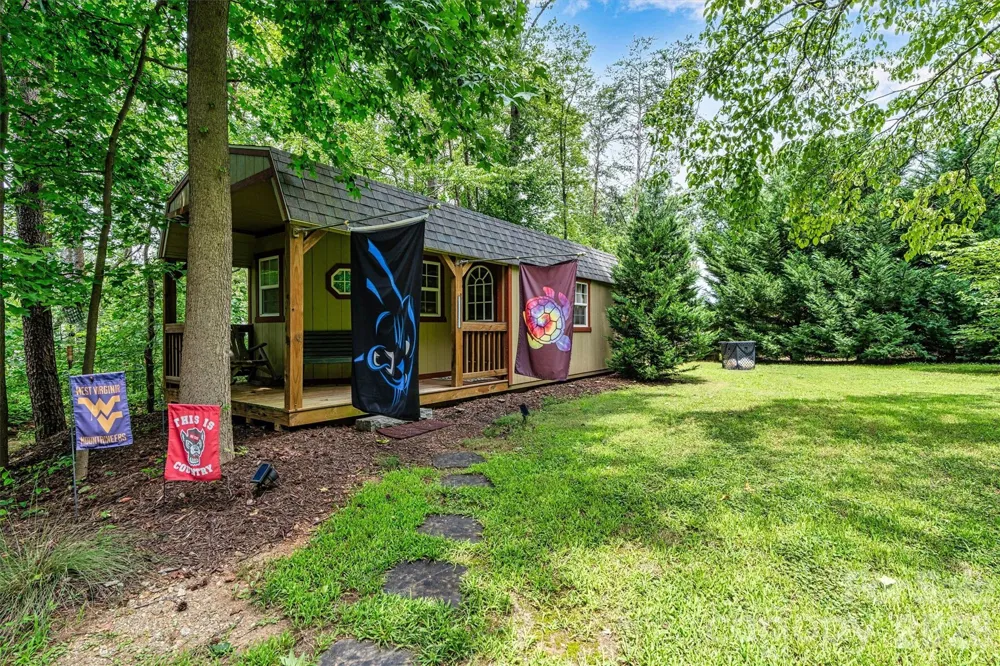 7697 Katherine Drive Denver, NC 28037