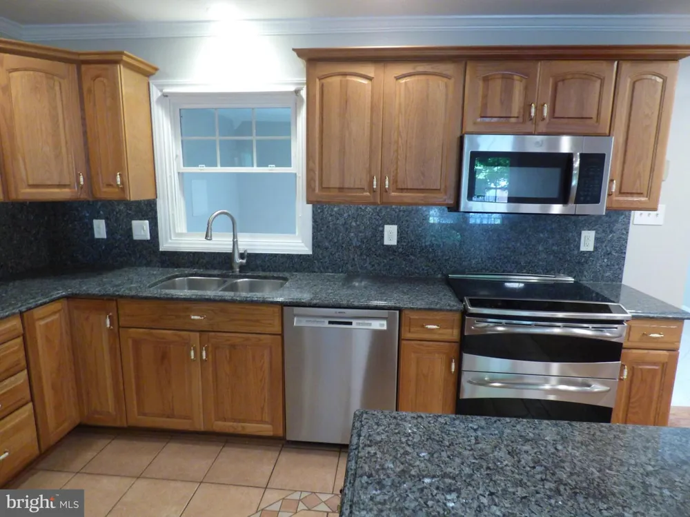 9529 HARVEST PLACE Manassas, VA 20110
