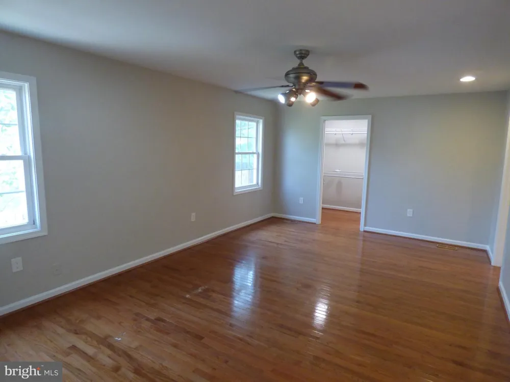 9529 HARVEST PLACE Manassas, VA 20110