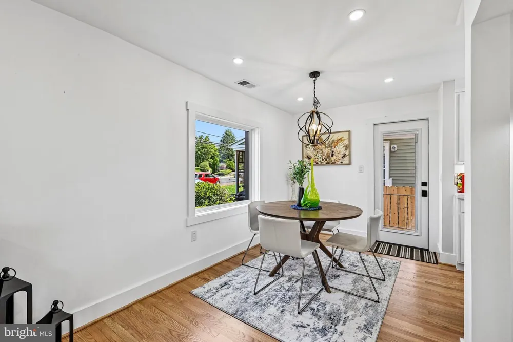 2408 2ND STREET S Arlington, VA 22204