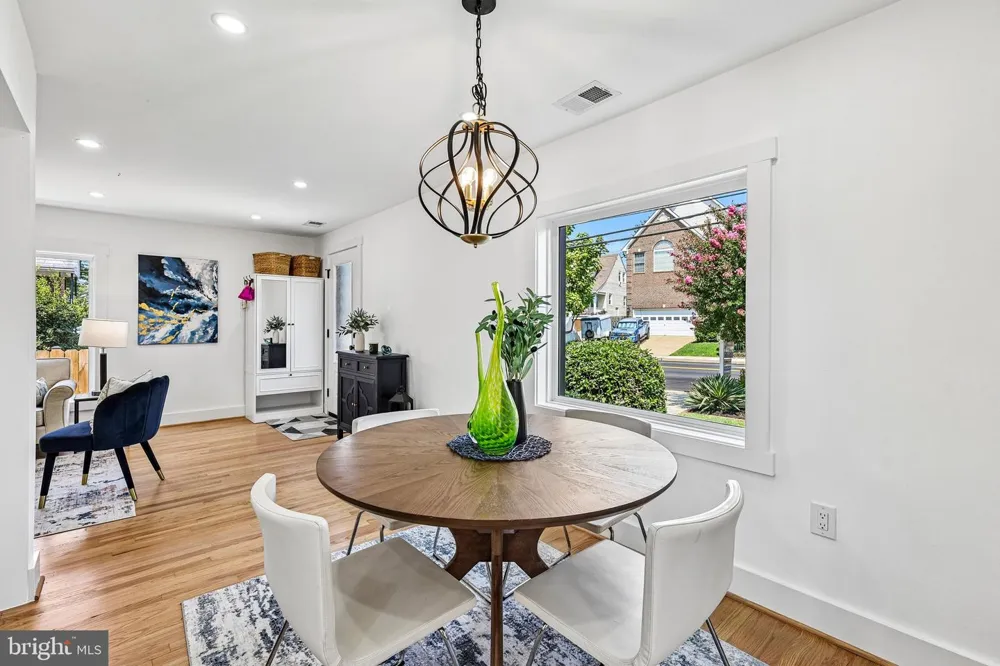 2408 2ND STREET S Arlington, VA 22204