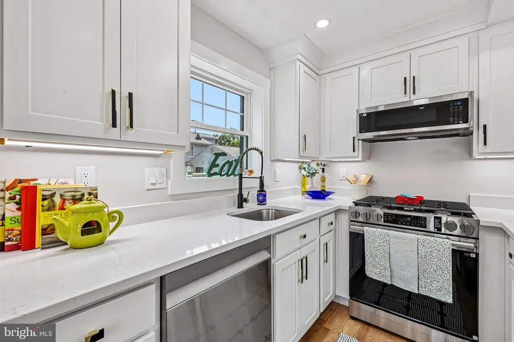 2408 2ND STREET S Arlington, VA 22204