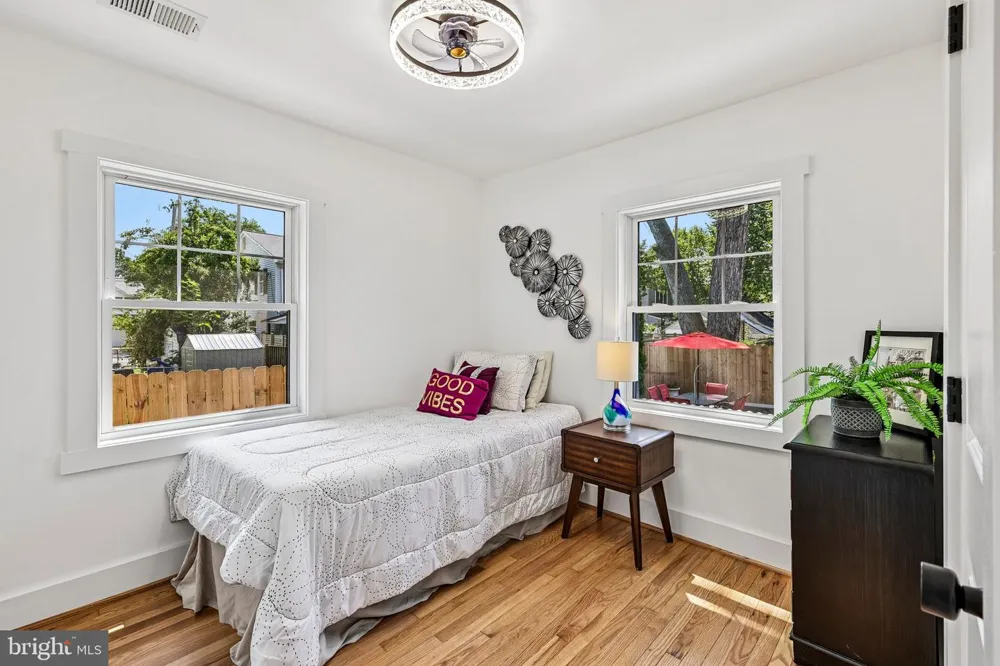 2408 2ND STREET S Arlington, VA 22204
