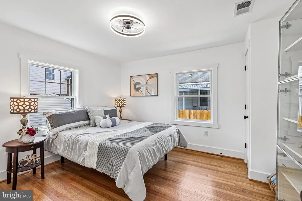 2408 2ND STREET S Arlington, VA 22204