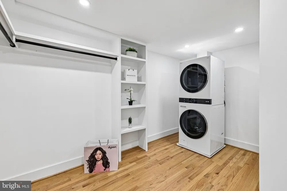 2408 2ND STREET S Arlington, VA 22204