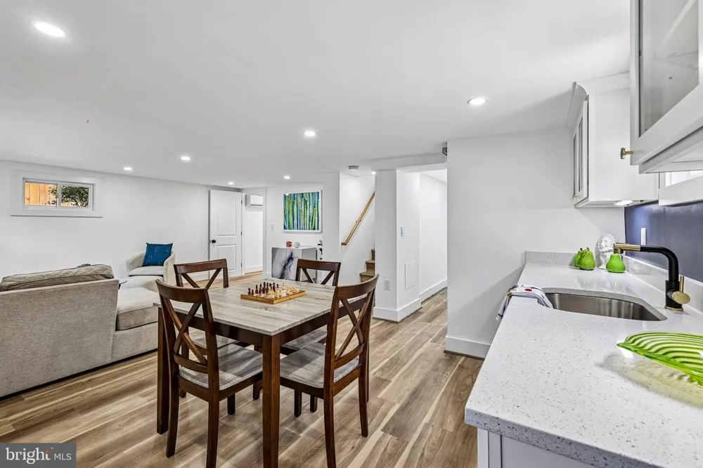 2408 2ND STREET S Arlington, VA 22204