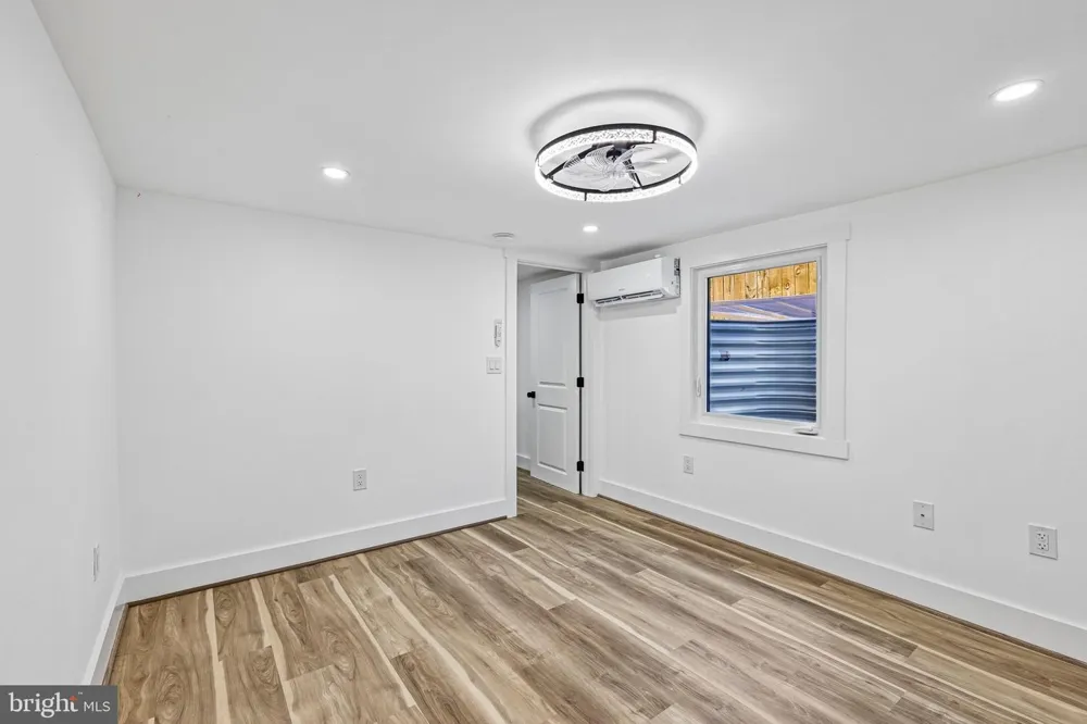 2408 2ND STREET S Arlington, VA 22204