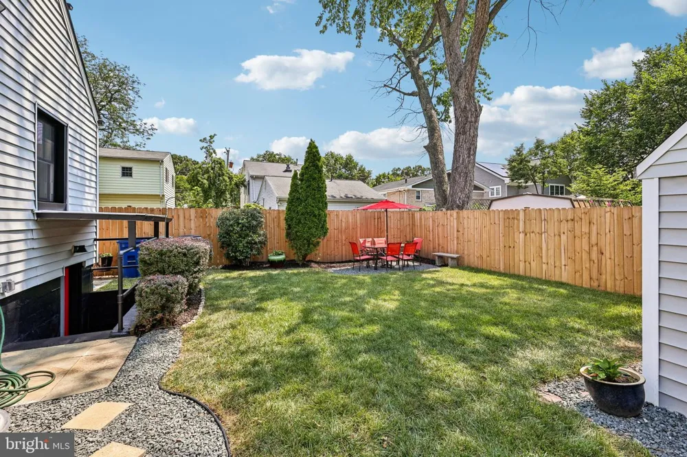 2408 2ND STREET S Arlington, VA 22204