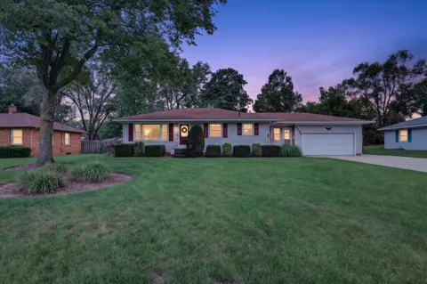 1055 Elmwood Drive