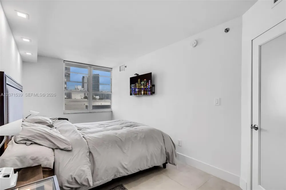 100 Lincoln Rd #539 Miami Beach, FL 33139