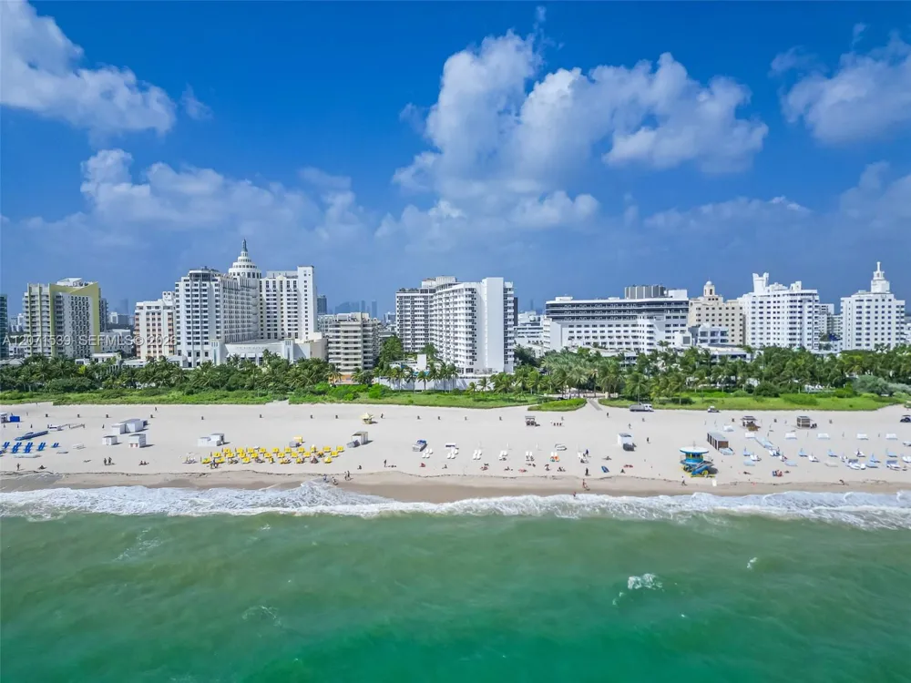 100 Lincoln Rd #539 Miami Beach, FL 33139