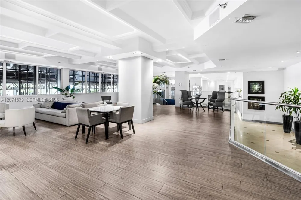 100 Lincoln Rd #539 Miami Beach, FL 33139