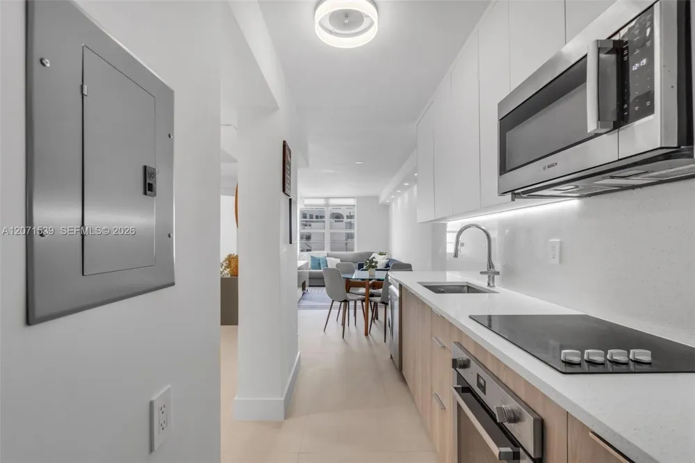 100 Lincoln Rd #539 Miami Beach, FL 33139