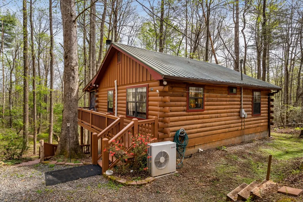 159 Pack Creek Road Blue Ridge, GA 30513