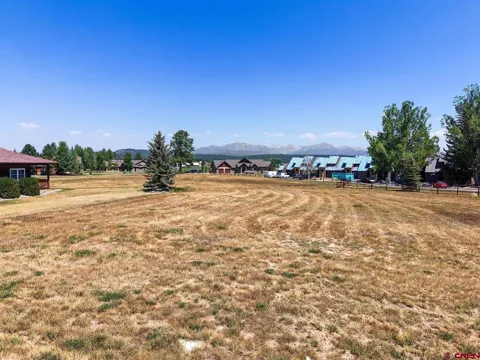 219 Lakeside Drive