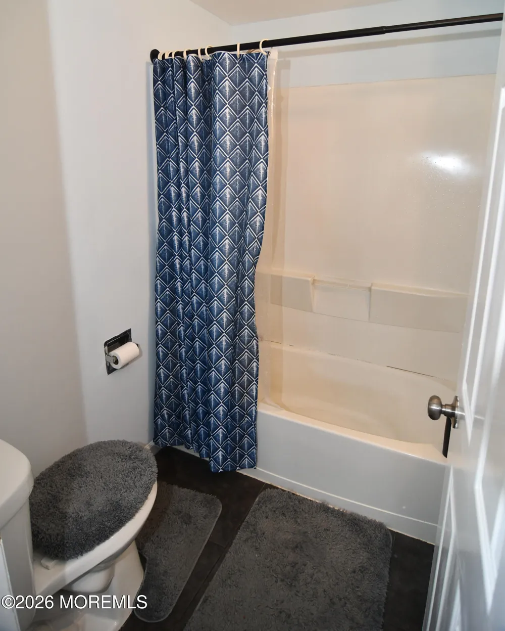 84 Lighthouse Drive Waretown, NJ 08758